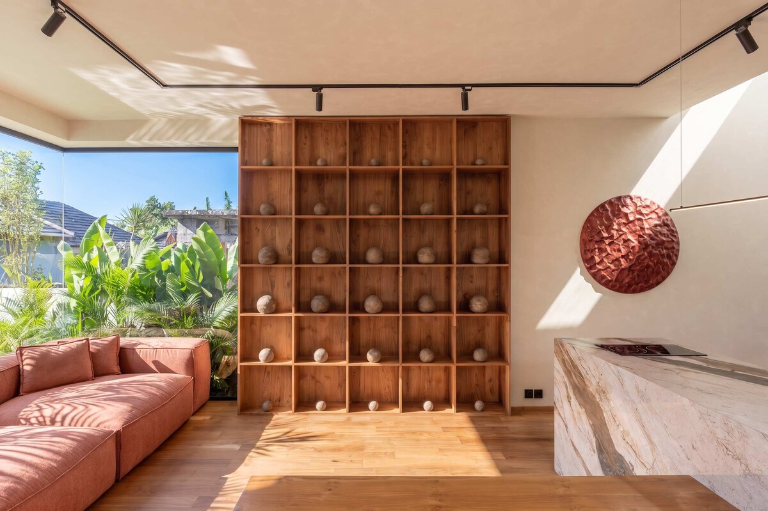 Designer Japandi-style 2-bedroom villa in central Ubud, 2-bed villa for rent in Ubud – photo 10 of 15