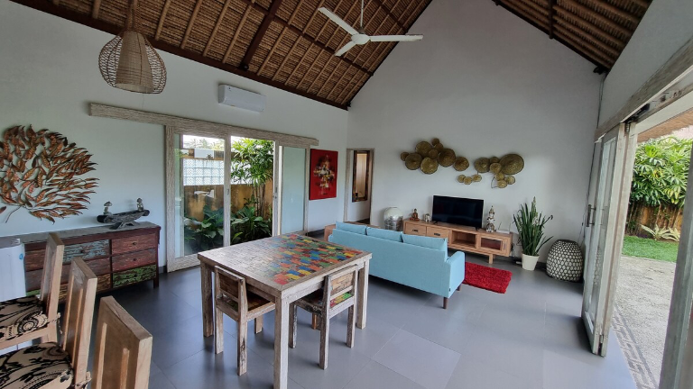 Peaceful Villa Jahe 2BR in Ubud | Among the Rice Fields & Private Swimming Pool, 2-bed villa for rent in Ubud – photo 7 of 15