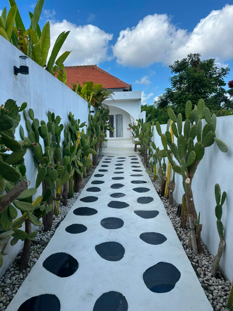 Villa For Rent 2 Bed In Padonan,Badung,Bali, 2-bed villa for rent in Canggu – photo 3 of 13