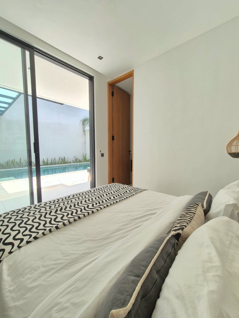 Modern Residence in Pererenan with Rice Field View, 3-bed villa for rent in Pererenan – photo 9 of 11