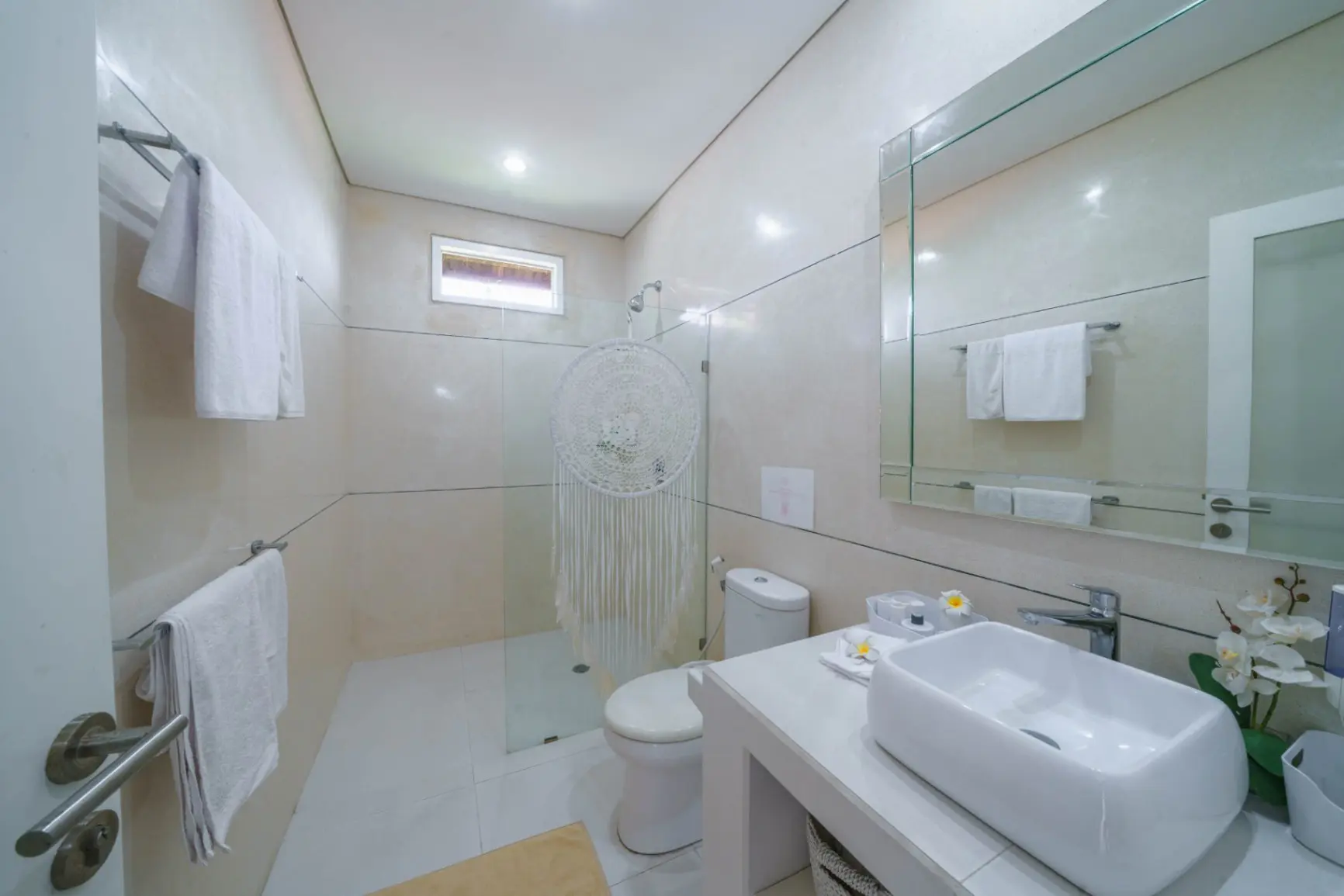 Villa Bali Om Center Berawa, 3-bed villa for rent in Canggu – photo 8 of 15