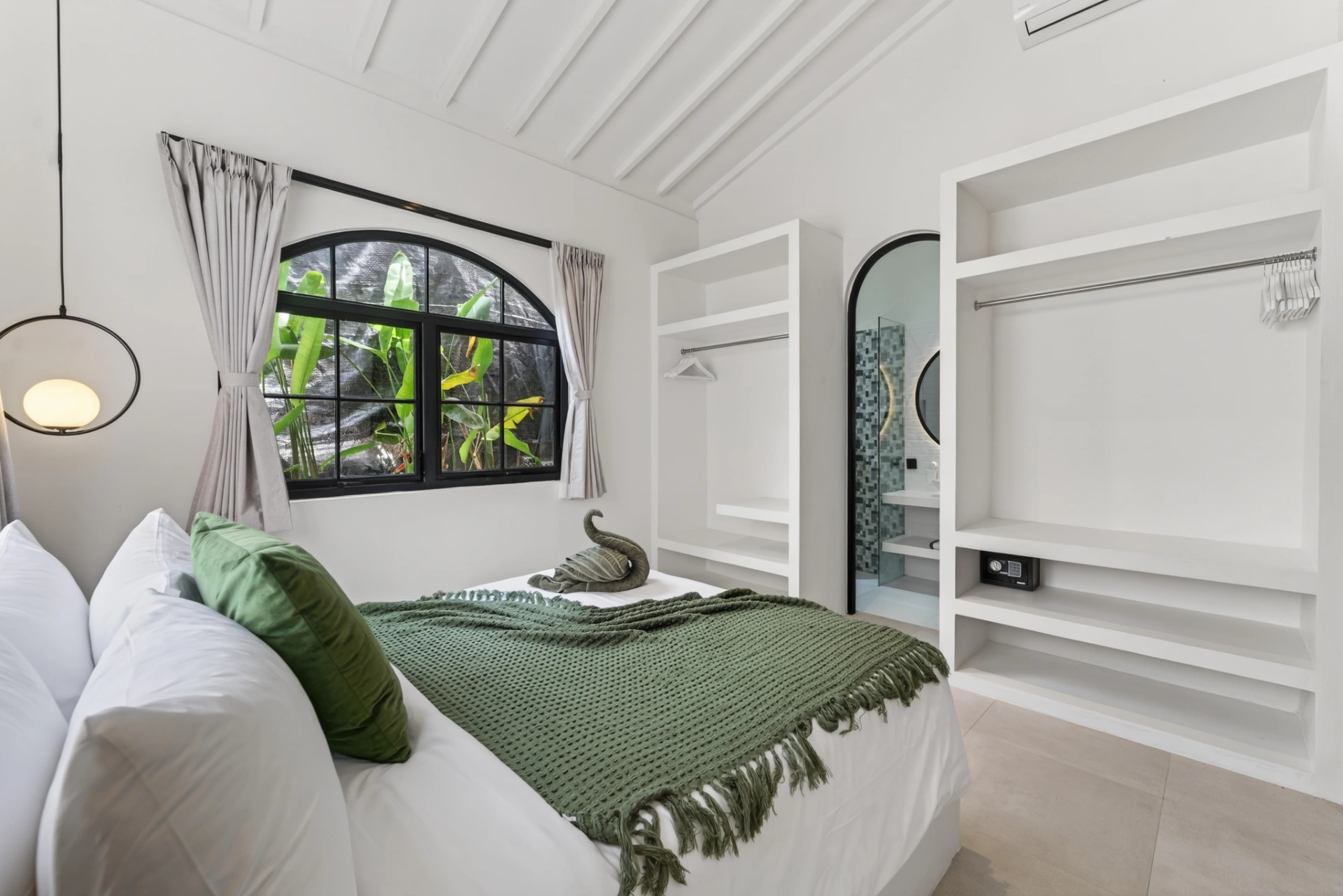 Villa Ladam: Cozy 2BR W/Private Pool in Berawa, 2-bed villa for rent in Canggu – photo 6 of 15