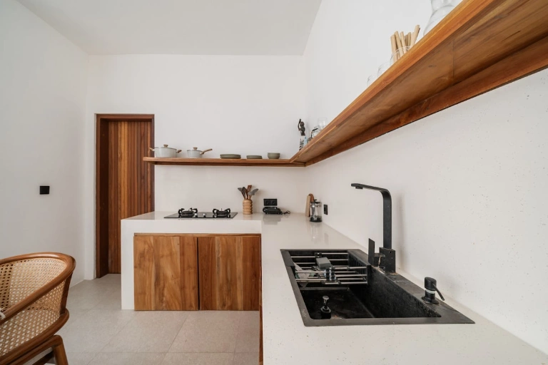 Modern 2BR Villa Saltymoon – 5 Minutes to Balangan Beach, 2-bed villa for rent in Uluwatu – photo 13 of 15