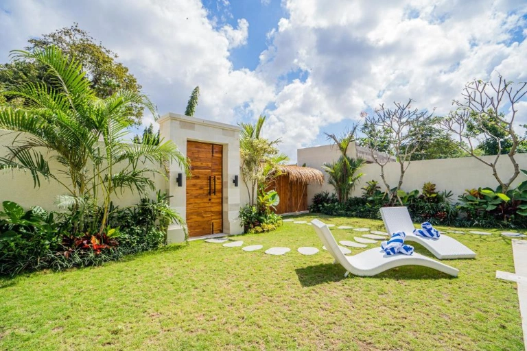 3 Bedroom Villa in Kerobokan, 3-bed villa for rent in Canggu – photo 2 of 15