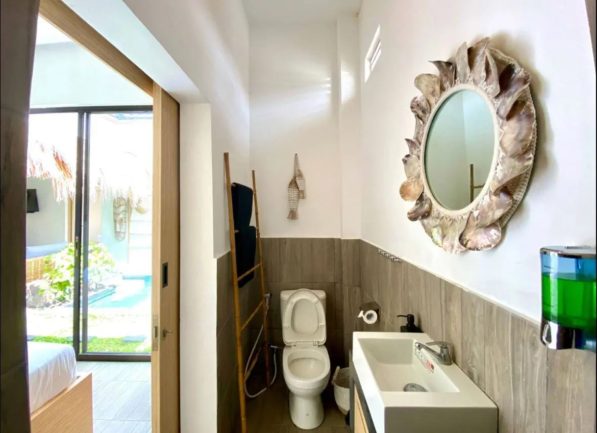 Villa Warm - 2 Bedroom Villa in Central Location, 5 minutes walk to Nirvana gym, 2-bed villa for rent in Canggu – photo 8 of 15