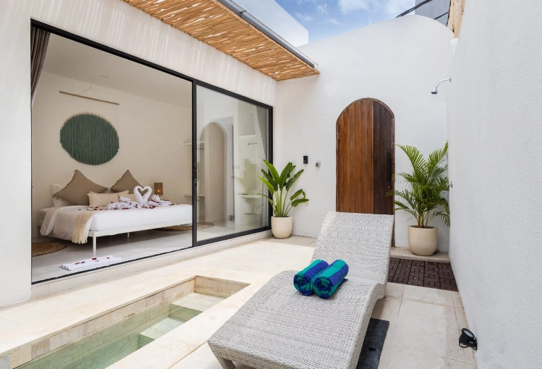Brand New Modern 2 Bedroom Villa in Prime Berawa, 2-bed villa for rent in Canggu – photo 6 of 15