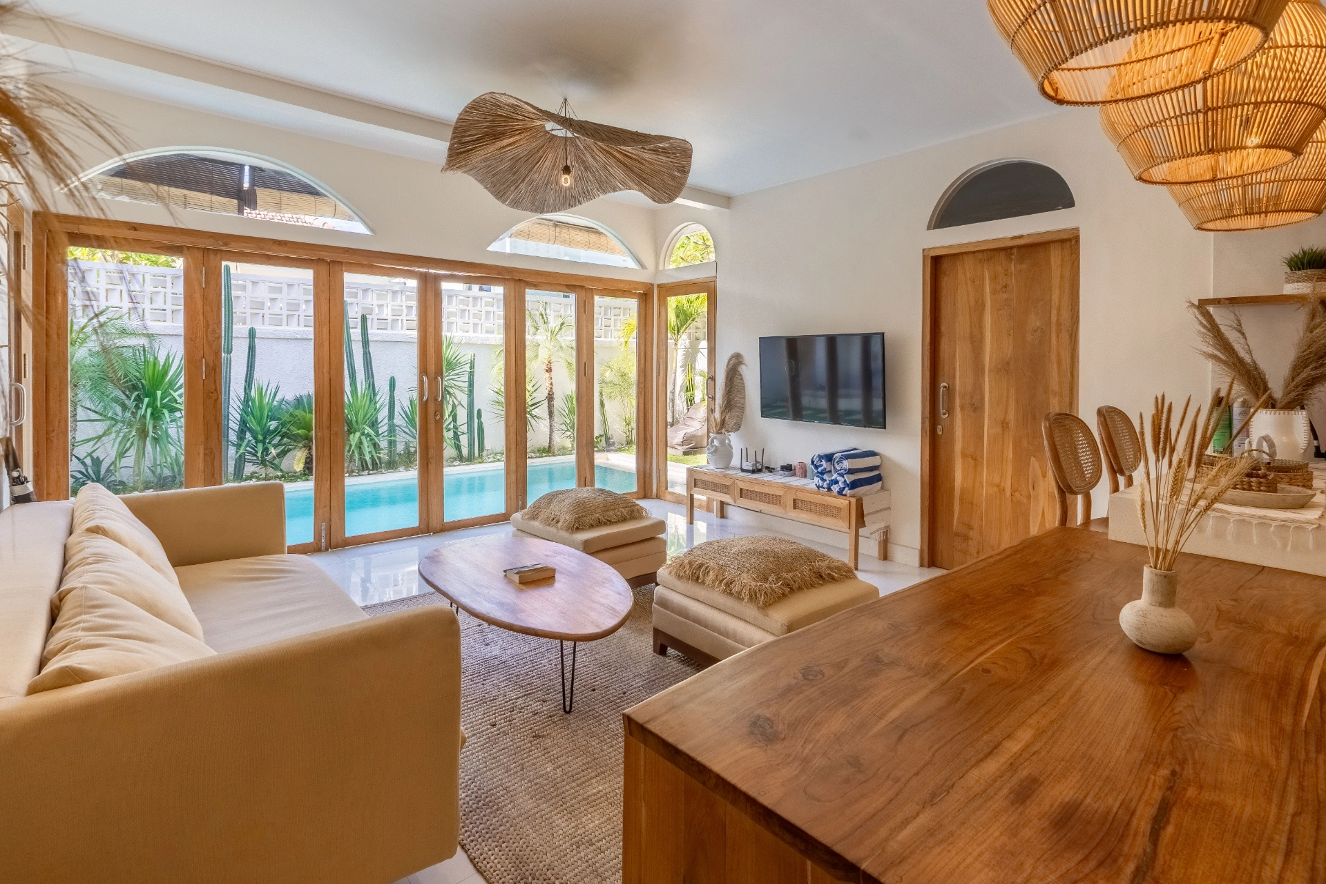 Wayang - 2BR Prime Location Umalas Villa | Pool, Near Cafés, 2-bed villa for rent in Canggu – photo 8 of 15