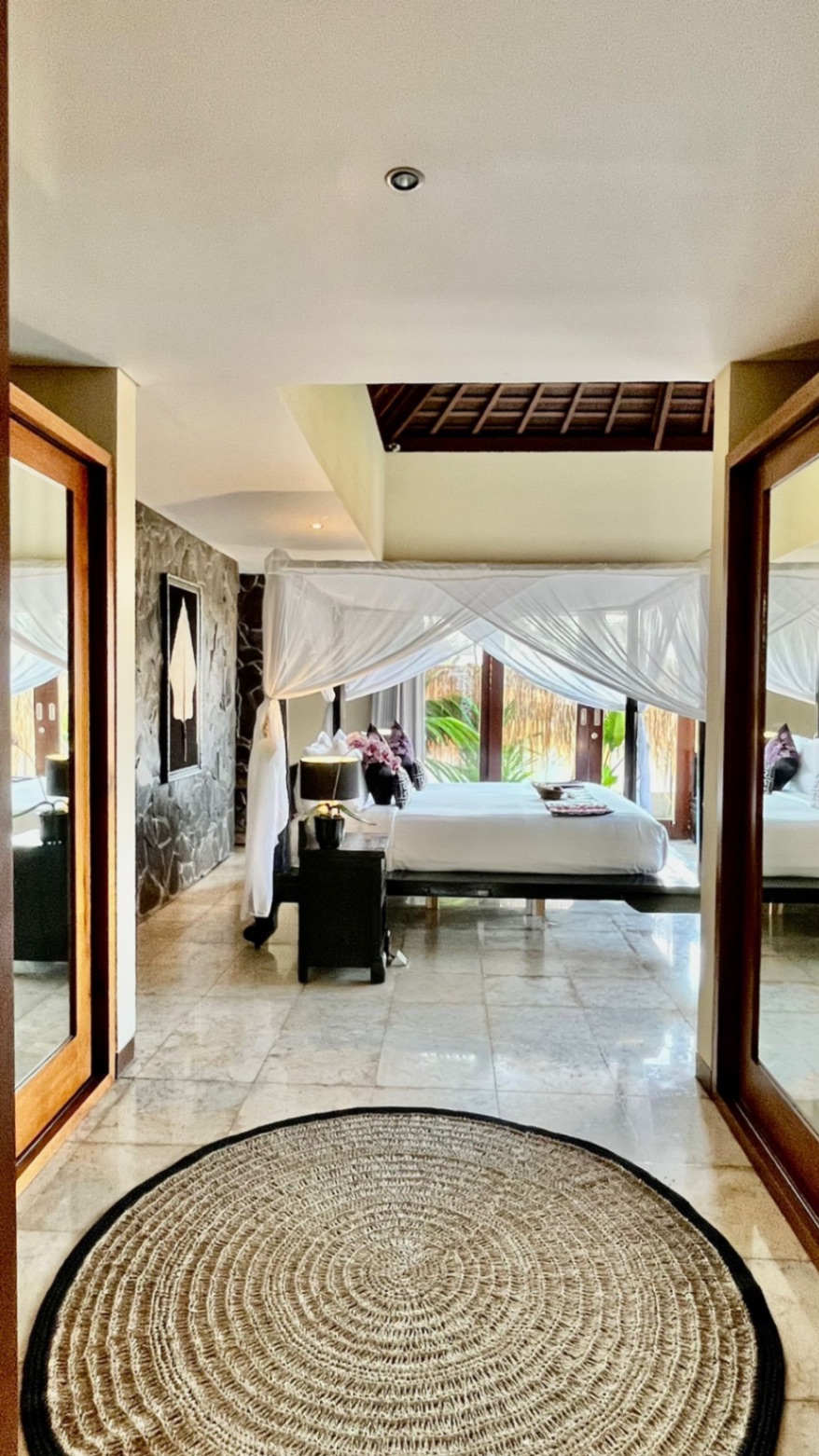 4 Bedroom Ricefield View in Kayu Tulang, 4-bed villa for rent in Canggu – photo 4 of 15