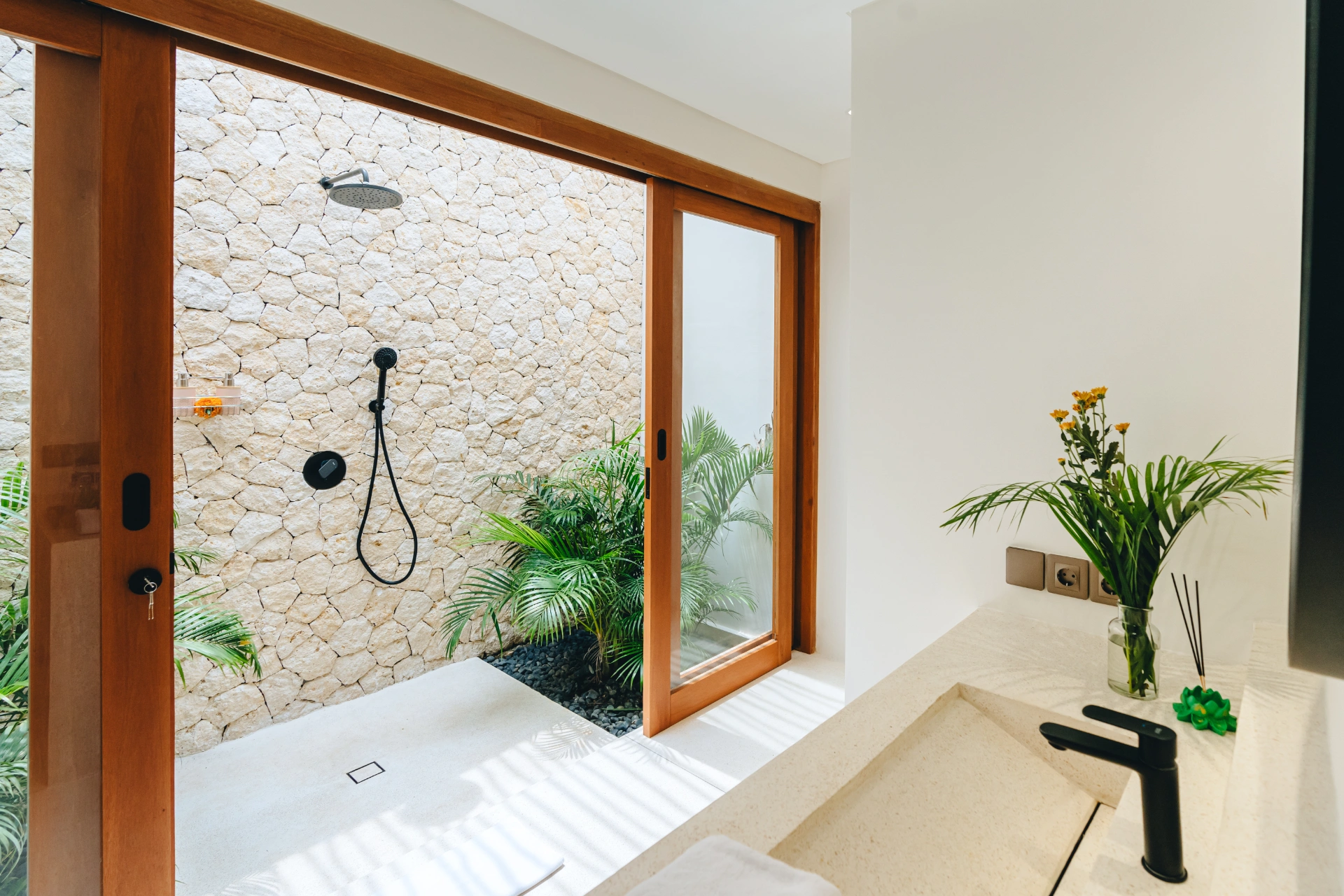 6 Min to Uluwatu • Private Pool Villa • Hammock, 2-bed villa for rent in Uluwatu – photo 12 of 13