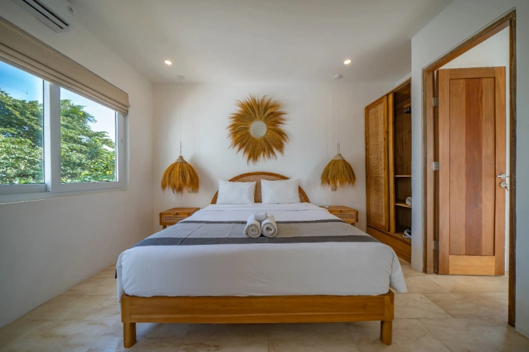 Apartement For Rent 1 Bed In Batu Bolong,Canggu Bali, 1-bed villa for rent in Canggu – photo 2 of 15