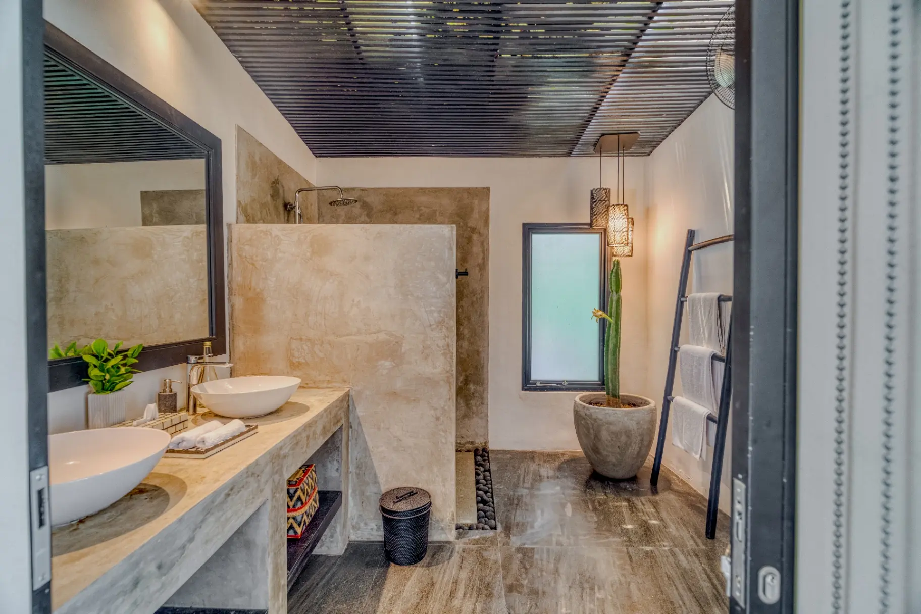 Villa Moonwake– Modern 4 Bedroom Luxury Villa in the Heart of Berawa, 4-bed villa for rent in Canggu – photo 6 of 13