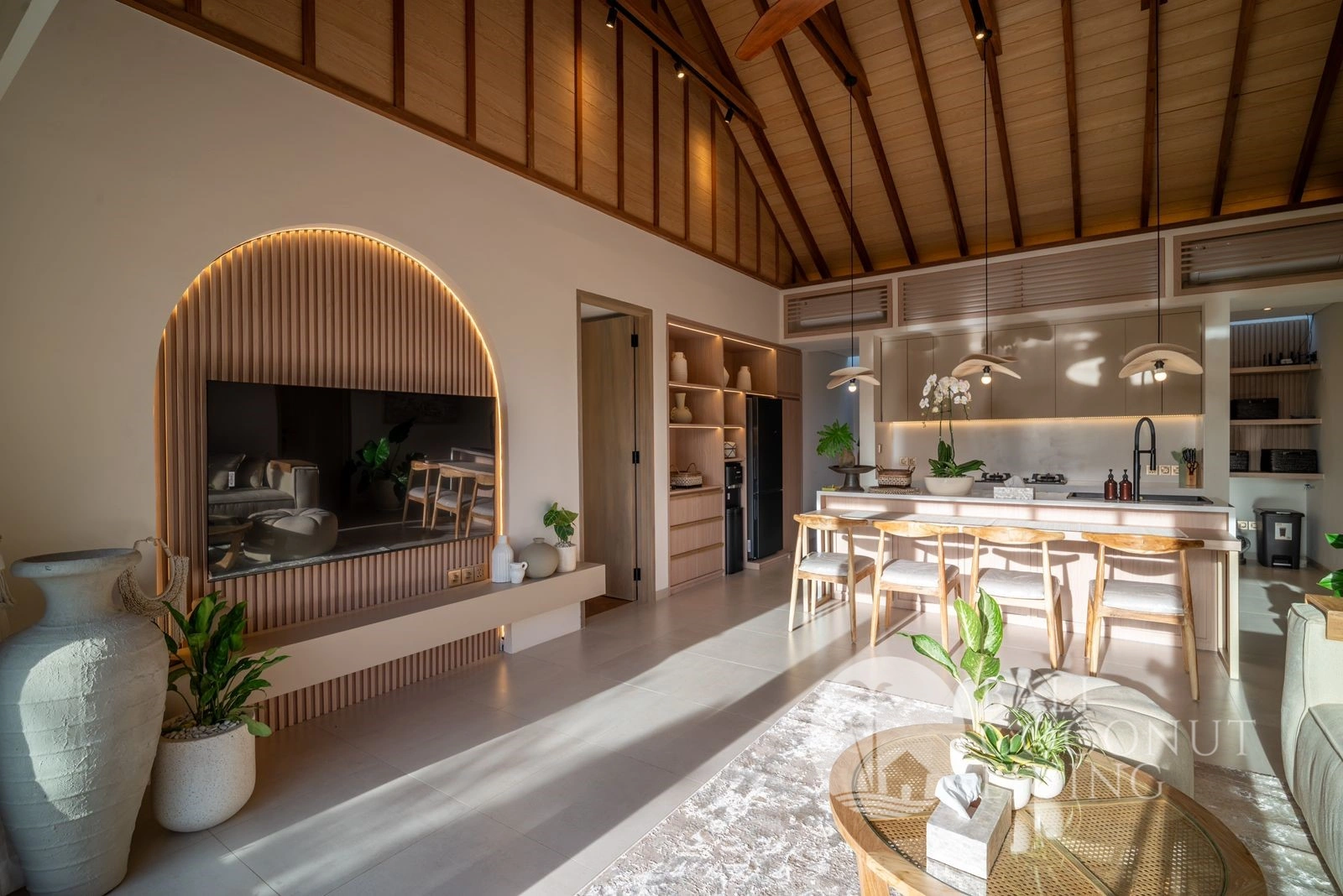 Forest Bloom Villa 2 Manage By Bali Coconut Living, 2-bed villa for rent in Canggu – photo 7 of 15