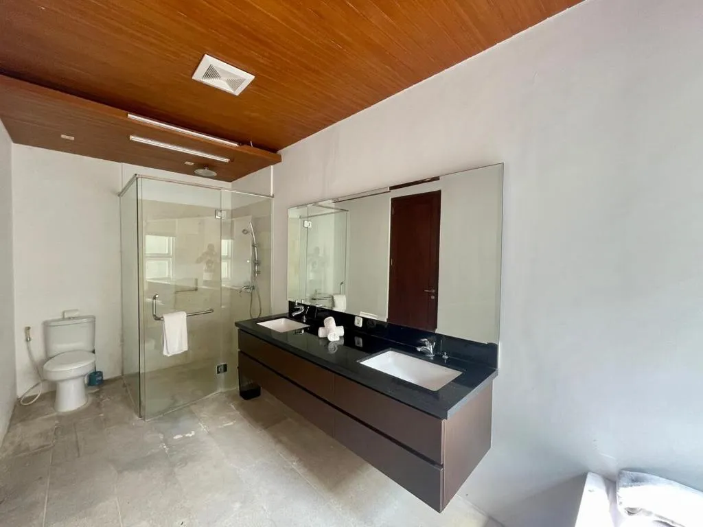 2BR Villa in Berawa, 2-bed villa for rent in Canggu – photo 14 of 15