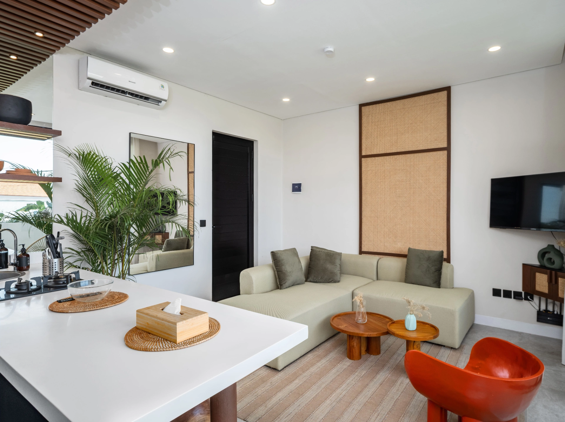 Luxury Seseh Escape - Rice field View | Seseh Living Second Floor, 1-bed villa for rent in Seseh – photo 14 of 15