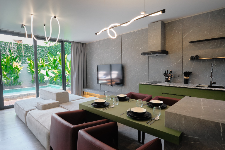 Ultra-modern 2-bedroom Villa with Private Pool | Central Canggu, 2-bed villa for rent in Canggu – photo 3 of 14