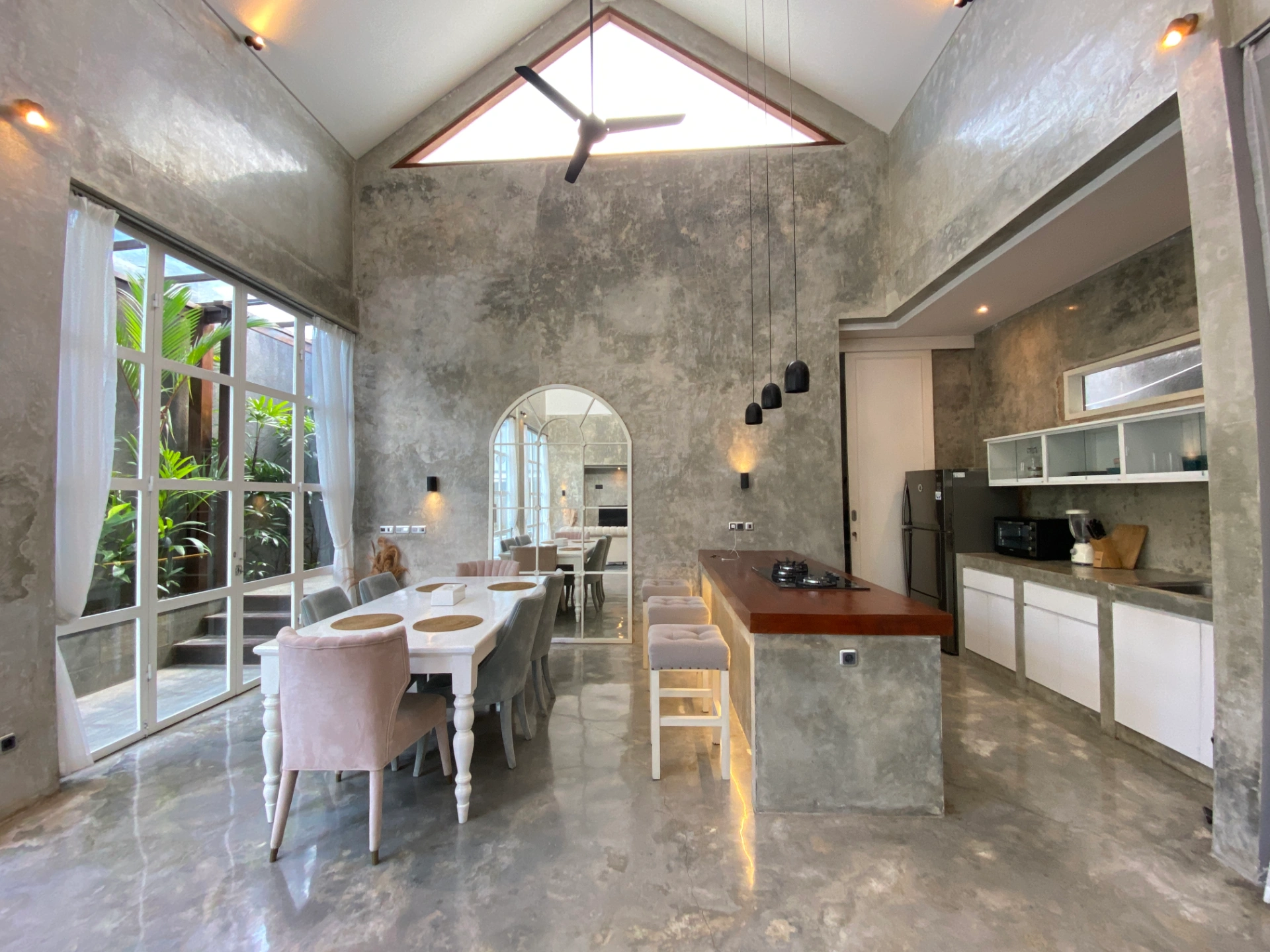 4BR Family Friendly Villa - Umalas, 4-bed villa for rent in Canggu – photo 10 of 15