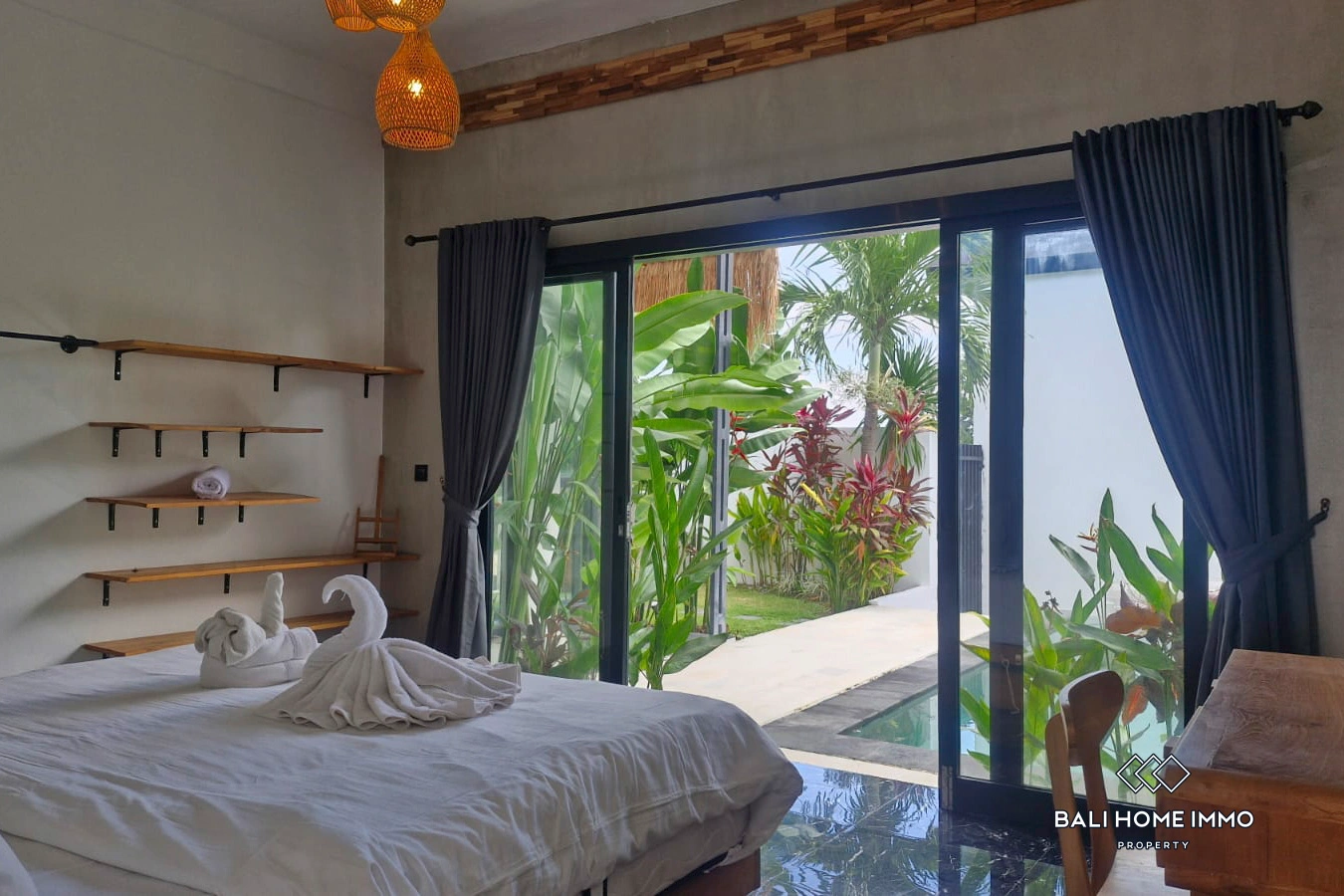 2 Bedroom villa for rent in Tumbak Bayuh Bali, 2-bed villa for rent in Pererenan – photo 7 of 11