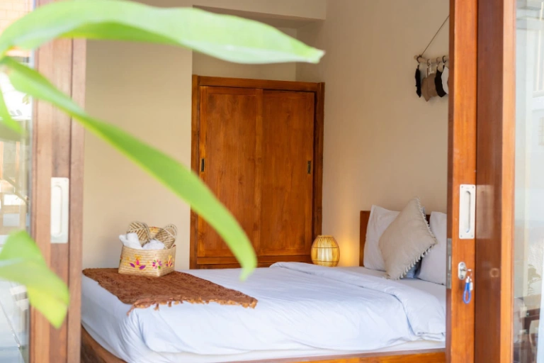 Yearly Rent Villa 3 Bedroom (Canggu) By Nami Bali, 3-bed villa for rent in Canggu – photo 12 of 15