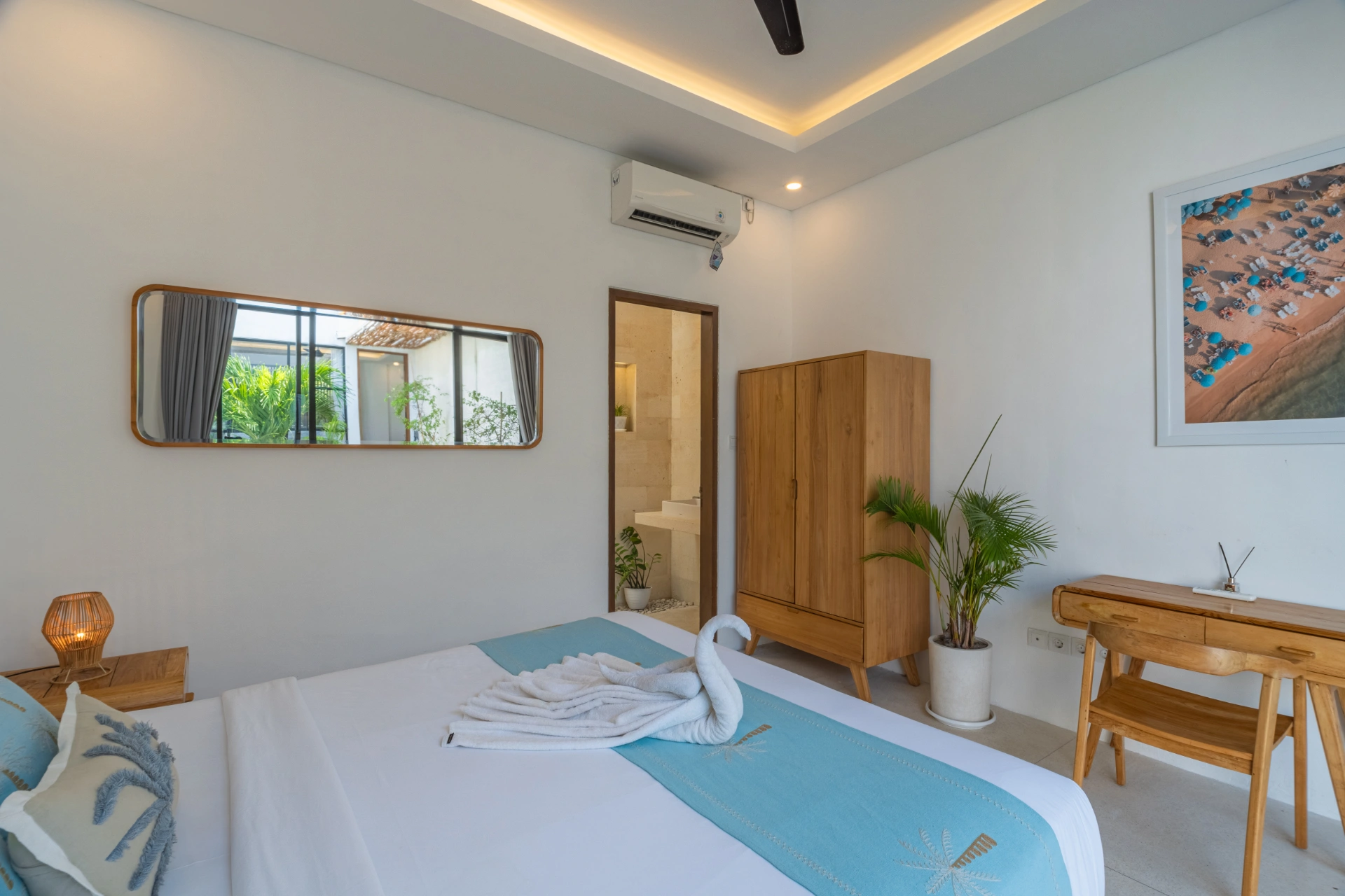 Cozy, stylish villa in Umalas opposite the Liga Tennis, next to the Pizza Fabbrica. 10 minutes drive to Berawa Beach., 2-bed villa for rent in Canggu – photo 8 of 15