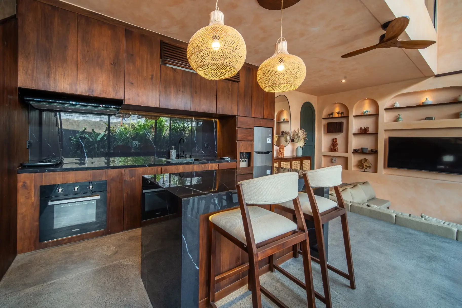 Mystik Lofts - Chic 1BD Loft w/ Private Pool in Pererenan Canggu, 1-bed villa for rent in Canggu – photo 11 of 14