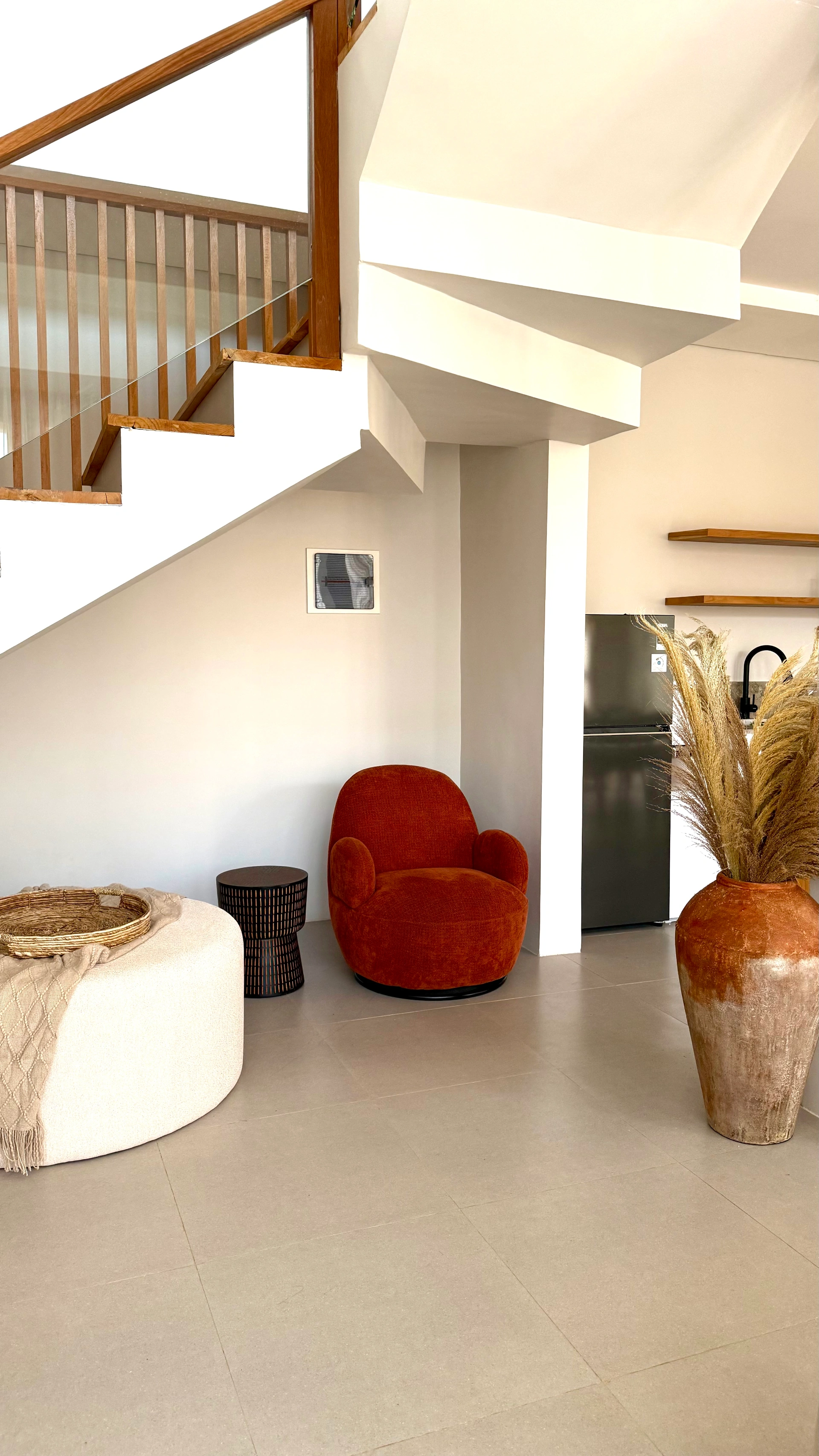 3-Bedroom Villa with Rooftop and Private Pool in Cemagi, 3-bed villa for rent in Seseh – photo 6 of 10