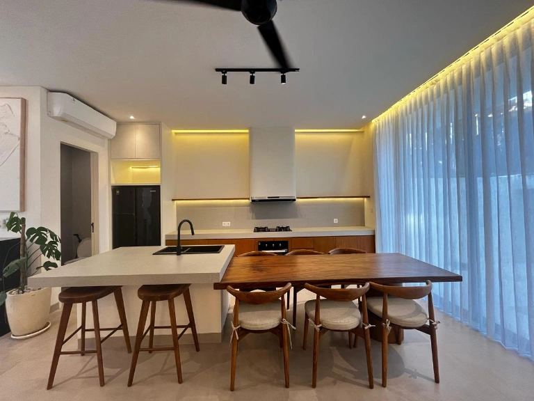 3 Bedrooms Villa Kayu Tulang, 3-bed villa for rent in Canggu – photo 15 of 15