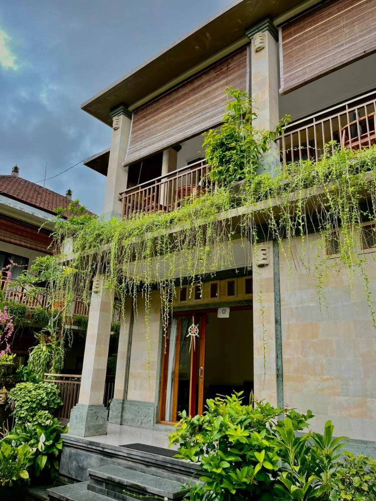 Dukuh House Ubud - 2BR Groups or Family Gateaway in Center Ubud, 2-bed villa for rent in Ubud – photo 2 of 13
