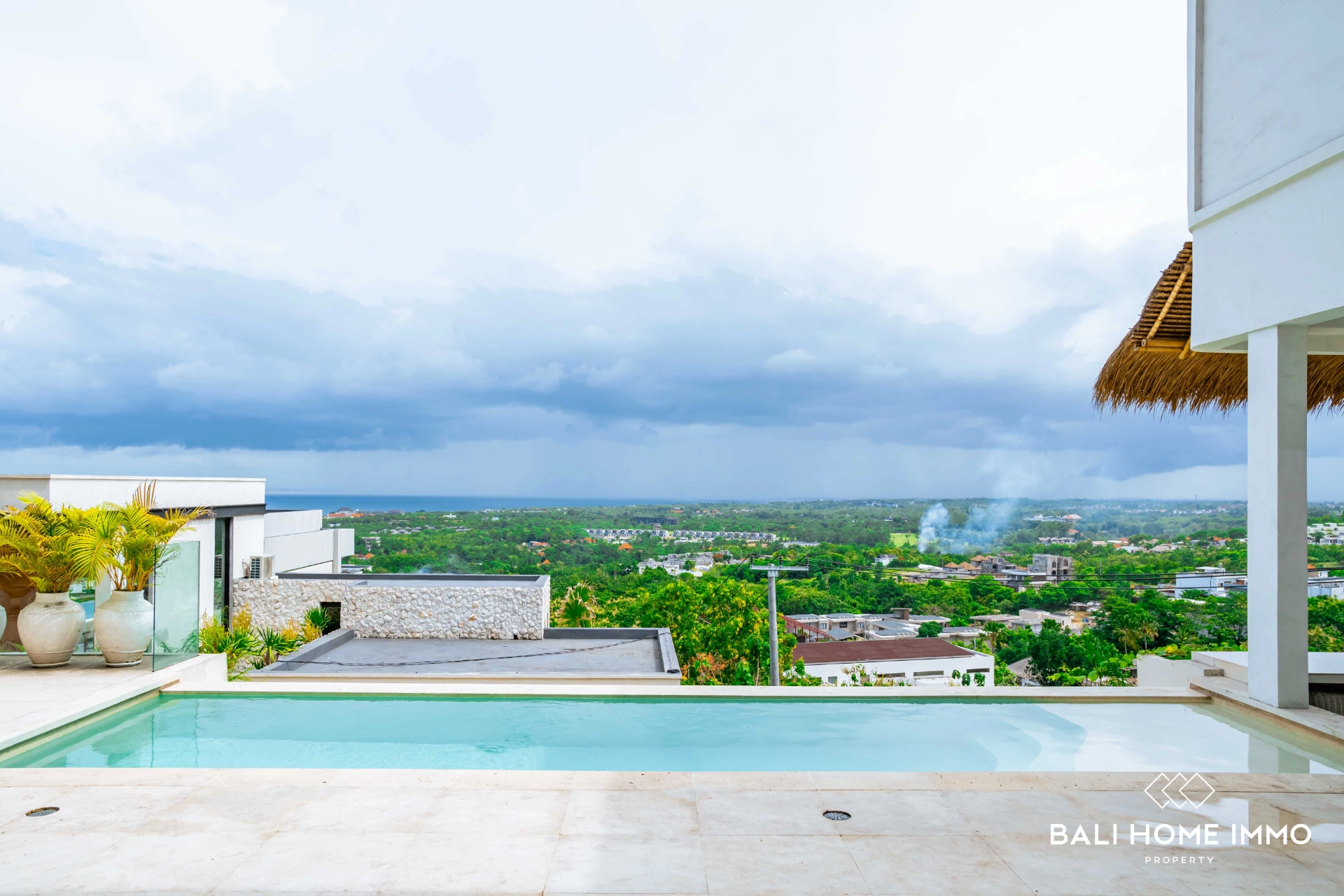 2 Bedroom Cliffside Villa with Ocean View for Monthly Rental in Bingin, 2-bed villa for rent in Uluwatu – photo 3 of 14