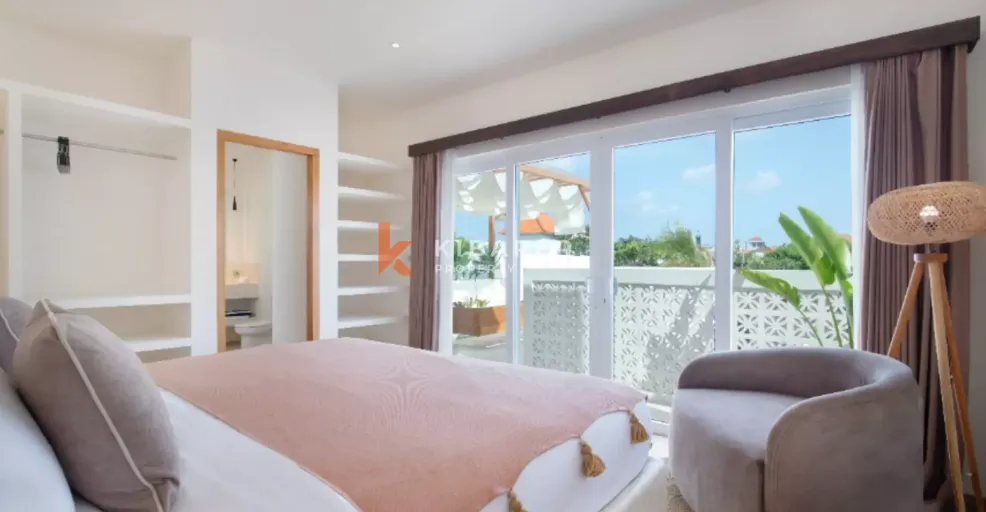Walkable Berawa Living - Modern Three Bedroom Enclosed Villa, 3-bed villa for rent in Canggu – photo 6 of 15