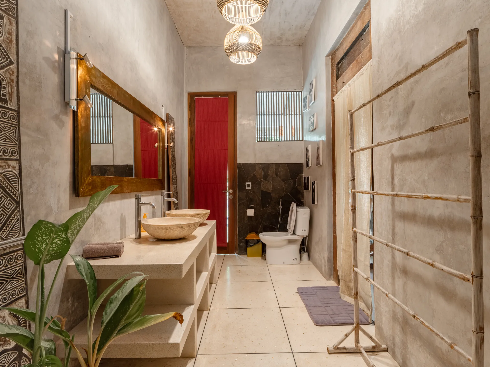 Villa Runa - Homey & Peaceful 2-Bedroom Villa with Spacious Garden in Canggu, 2-bed villa for rent in Canggu – photo 11 of 14