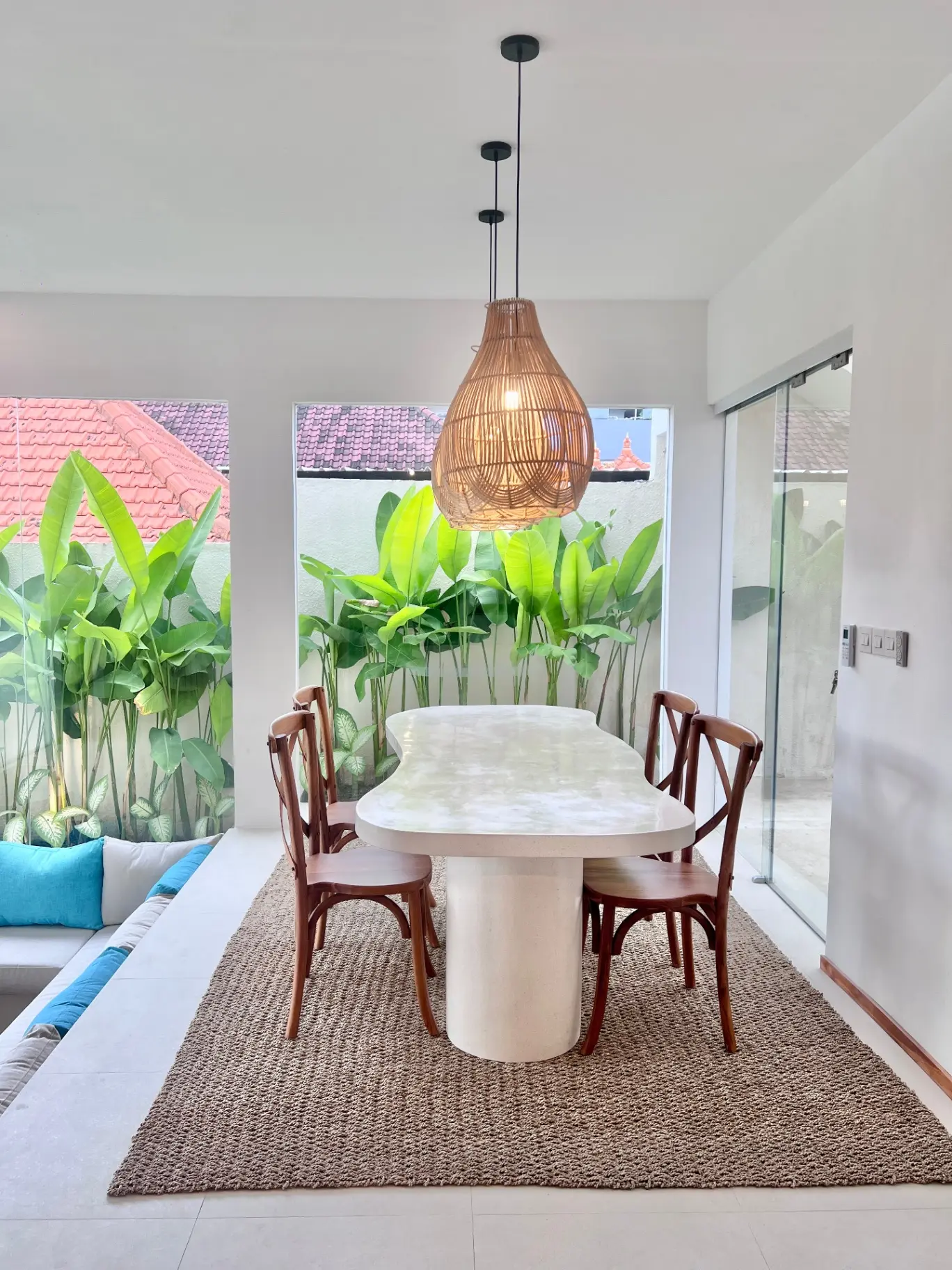2BR Villa with Gym & Sauna – Tumbak Bayuh, 2-bed villa for rent in Pererenan – photo 3 of 15