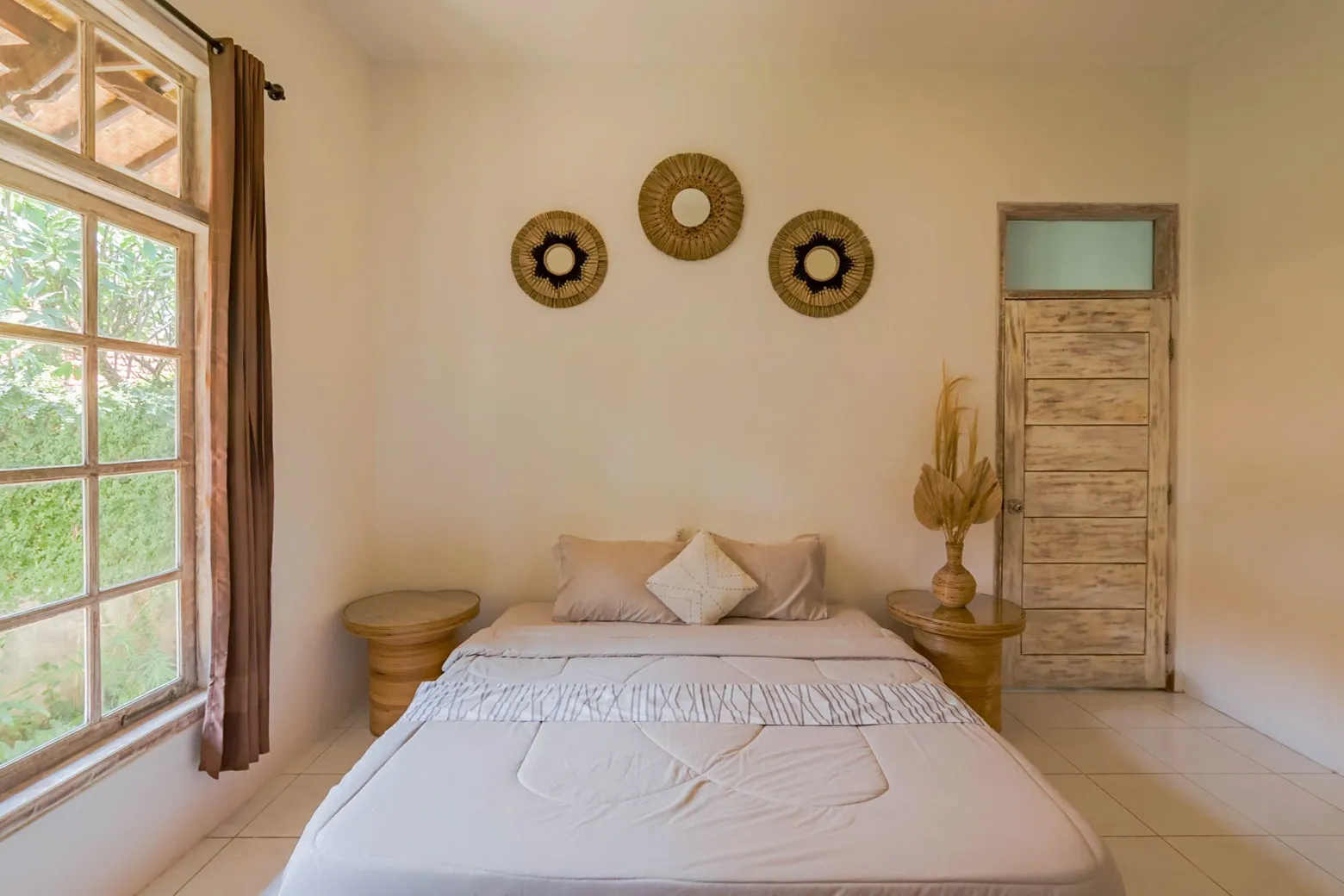 Villa Rental Sanur Bali - Charming 3BR Close to Sunrise Beach, 3-bed villa for rent in Sanur – photo 14 of 15