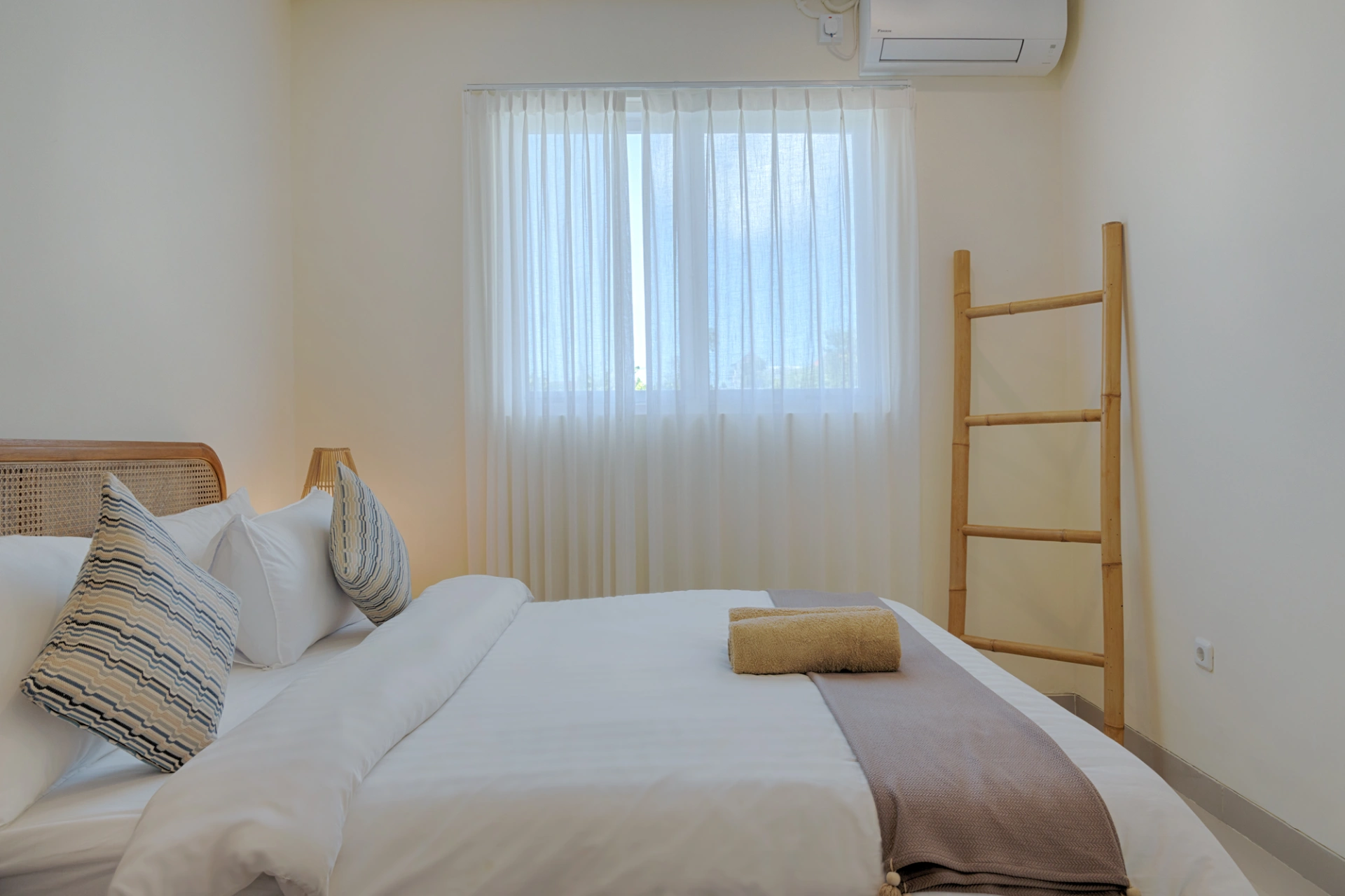 Modern 2BR Villa at Pecatu Near Dreamland Beach, 2-bed villa for rent in Uluwatu – photo 7 of 15