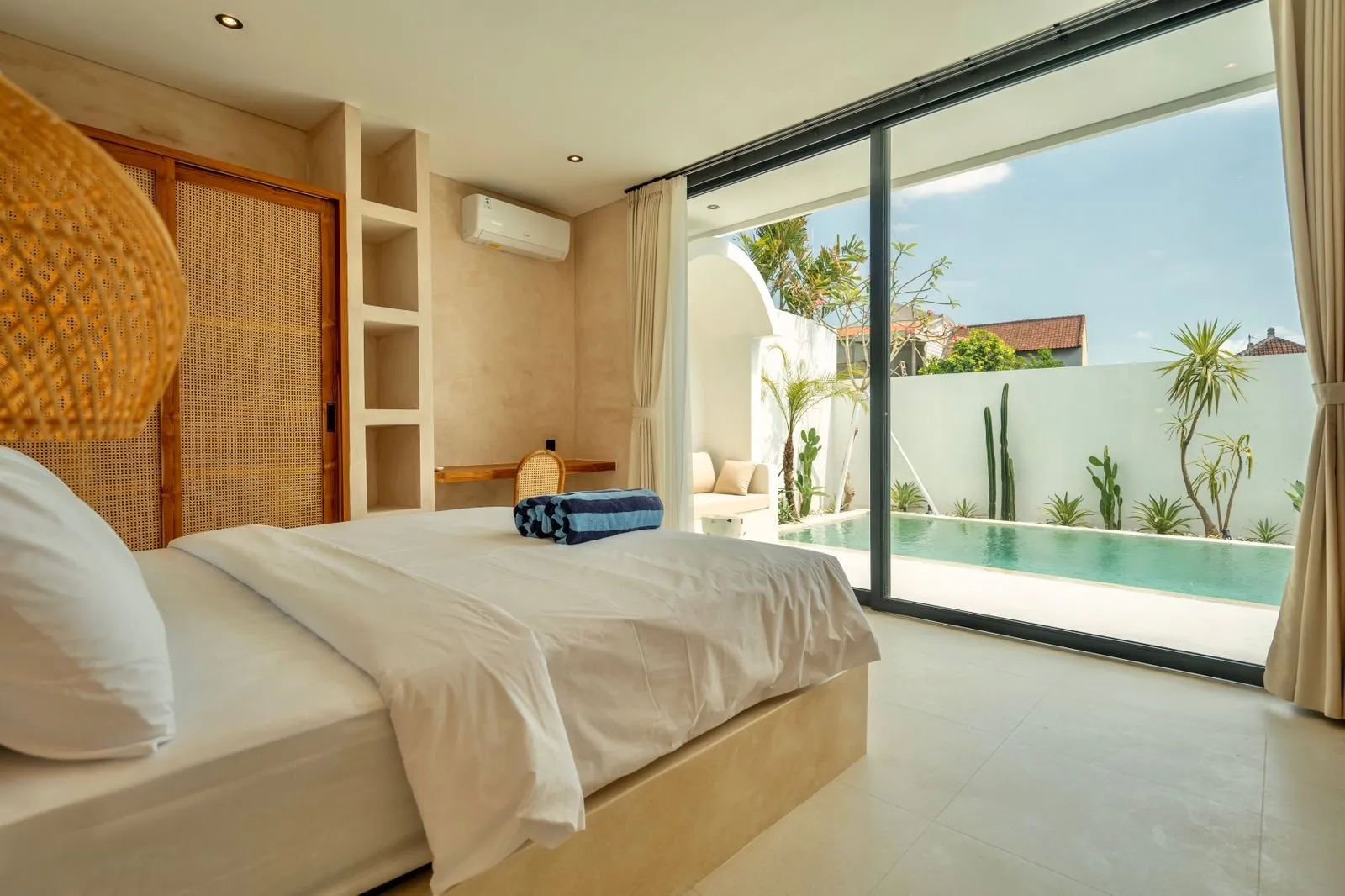 Villa For Rent 2 Bed In Padonan,Tibubeneng Bali, 2-bed villa for rent in Canggu – photo 10 of 15