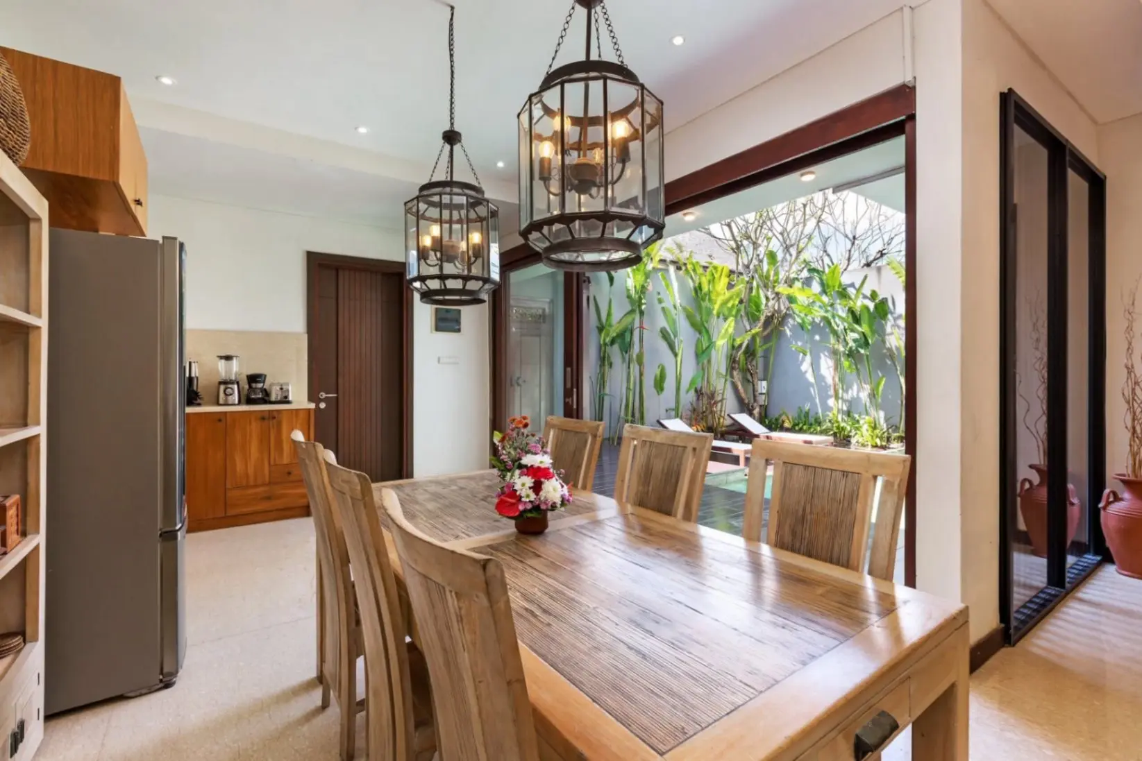 3 Bedroom Villa in Seminyak, Idr 40 Mill/month, 3-bed villa for rent in Seminyak – photo 2 of 12