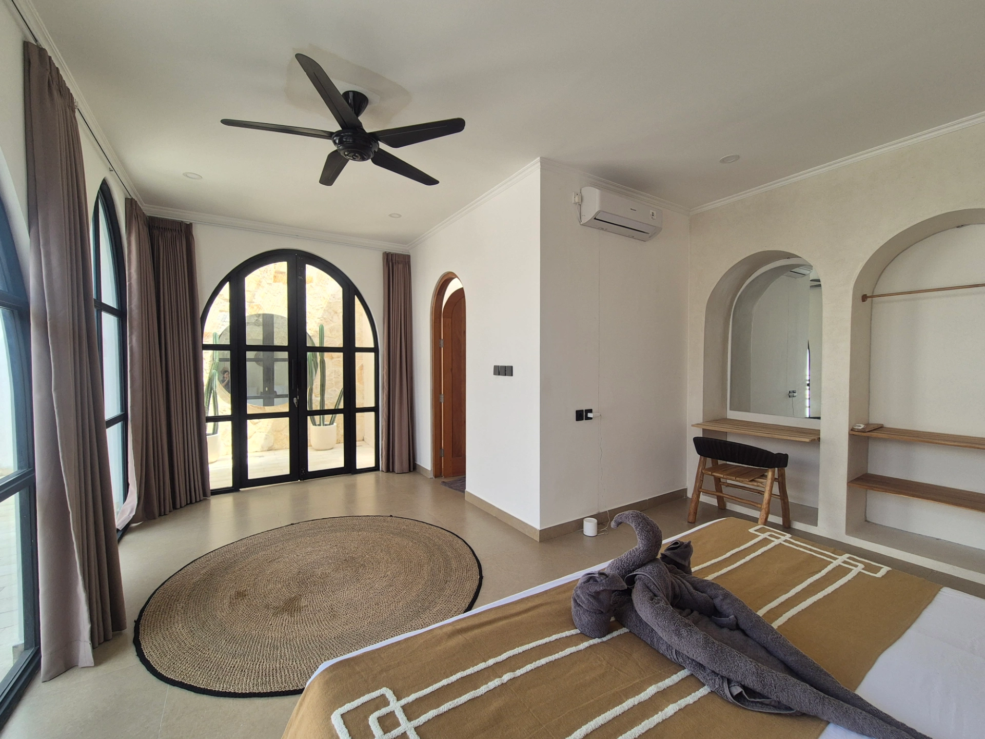 Brand New Luxury 4BR Villa in Buduk | Peaceful Living, Just 10 Minutes to Canggu, 4-bed villa for rent in Pererenan – photo 12 of 15