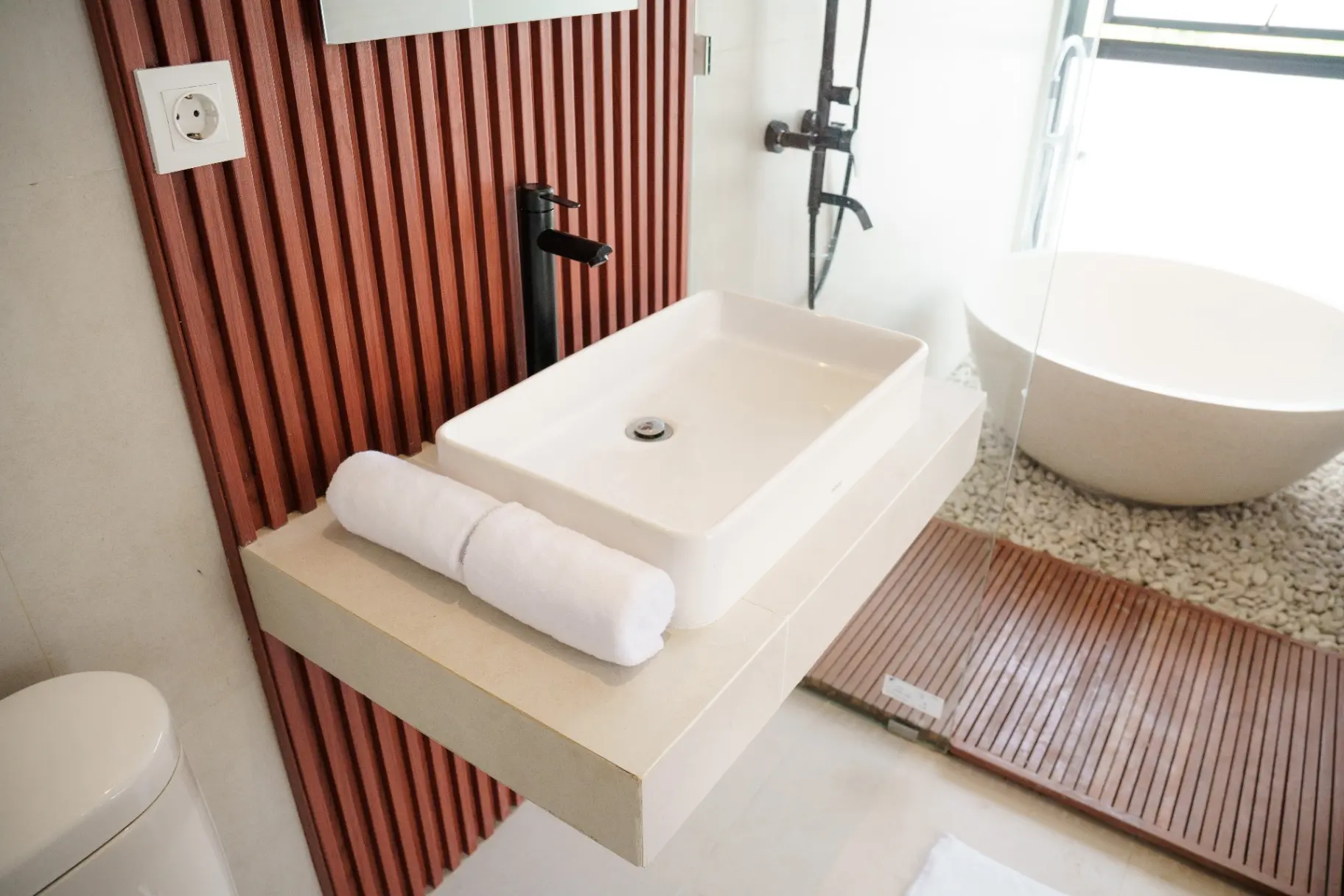 Villa Mau 2BR Private Pool Berawa Near Beach, 2-bed villa for rent in Canggu – photo 9 of 15