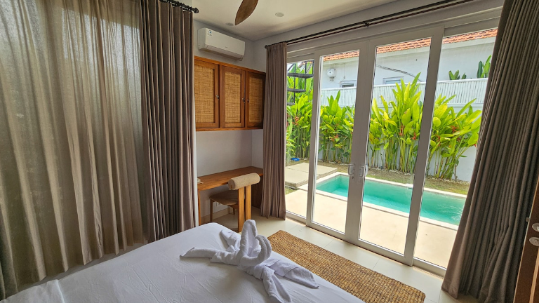 Villa LuClo - 2BR Canggu | Private Swimming Pool & Rooftop, 2-bed villa for rent in Canggu – photo 12 of 15