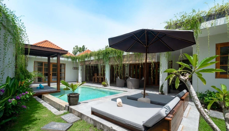 Crisp 2BR Villa w/ Private Pool and Indoor-Outdoor Flow, 2-bed villa for rent in Canggu – photo 6 of 10
