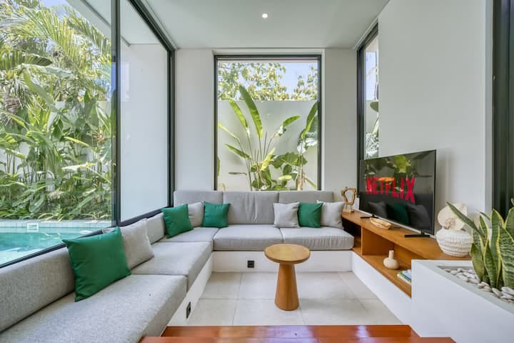 Villa For Rent in Uluwatu,South Kuta Bali, 1-bed villa for rent in Uluwatu – photo 12 of 15