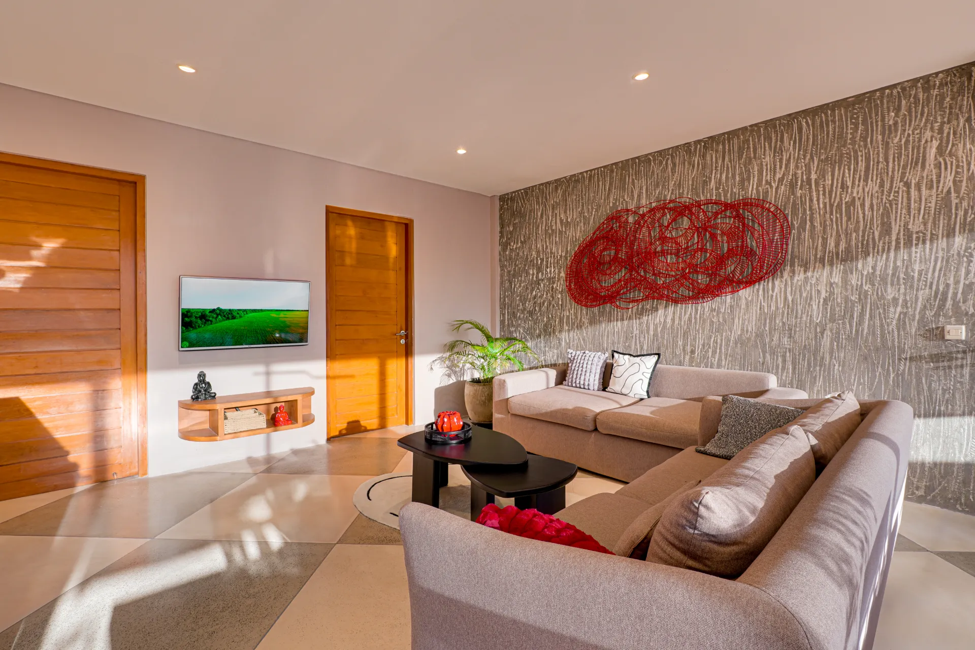 Bright & Stylish 2BR in Berawa – Bali Rare Find, 2-bed villa for rent in Canggu – photo 4 of 15