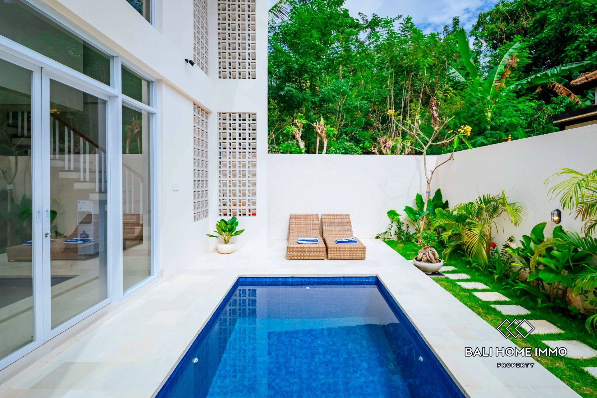Brand New 1 Bedroom Villa for Sale & Rental in the Heart of Pecatu, 1-bed villa for rent in Uluwatu – photo 2 of 10