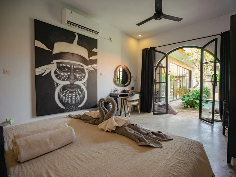 Industrial 2BR Villa Private Pool for Monthly or Yearly Rental – Canggu, Bali, 2-bed villa for rent in Canggu – photo 5 of 15
