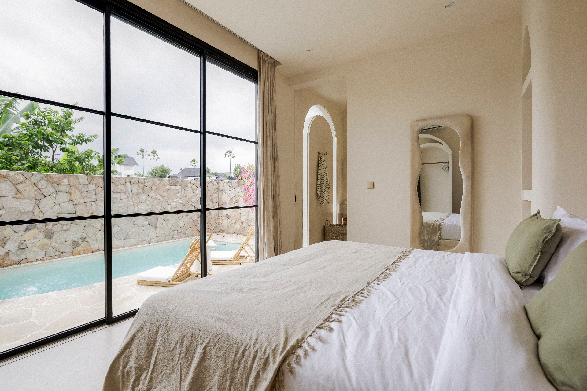 Aesthetic Meditteranean villa Canggu, 2-bed villa for rent in Canggu – photo 13 of 15