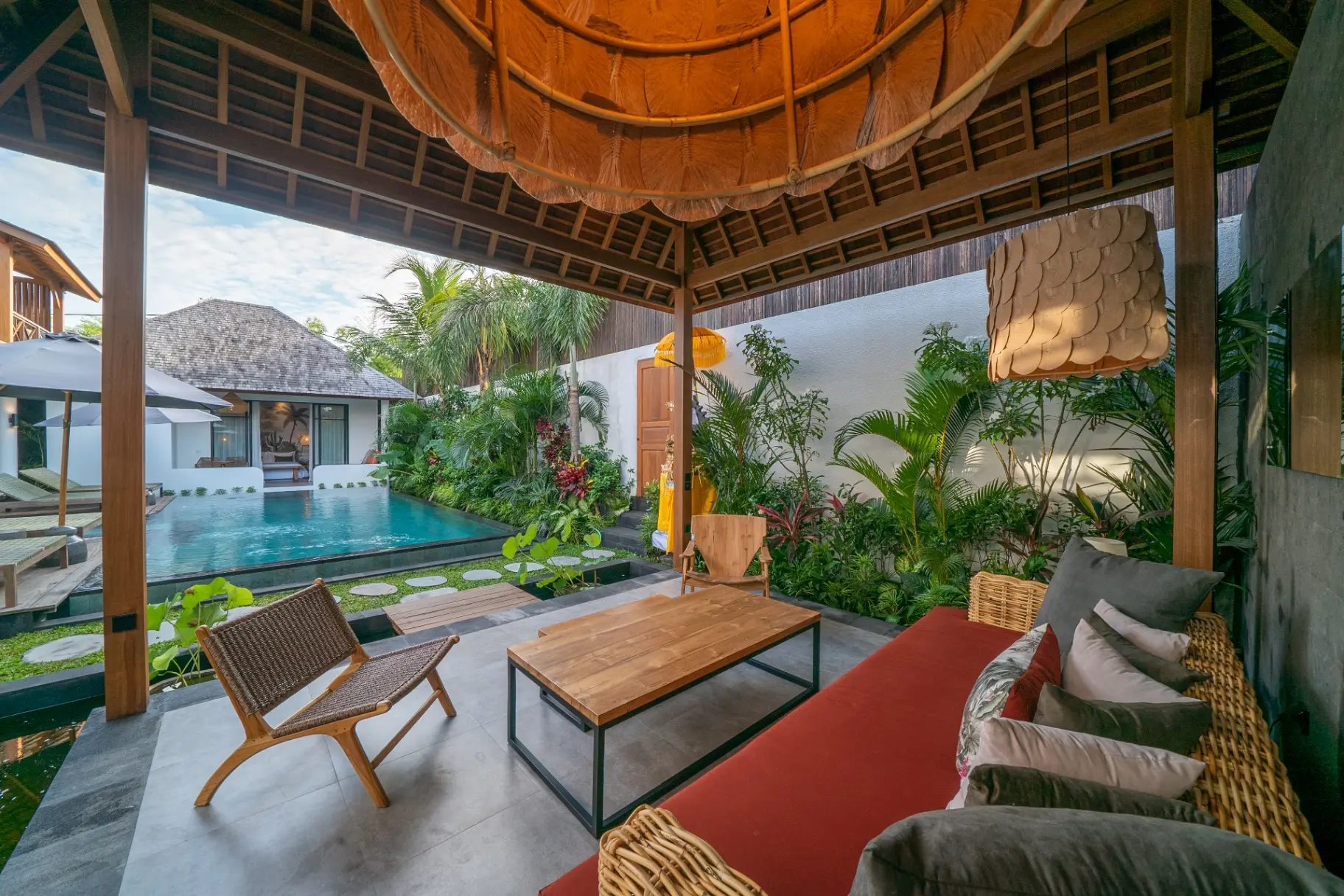 Villa Nusantara 6 - Majestic 4Bdr Villa w/ Pool View, Pererenan Beach, 4-bed villa for rent in Pererenan – photo 3 of 15