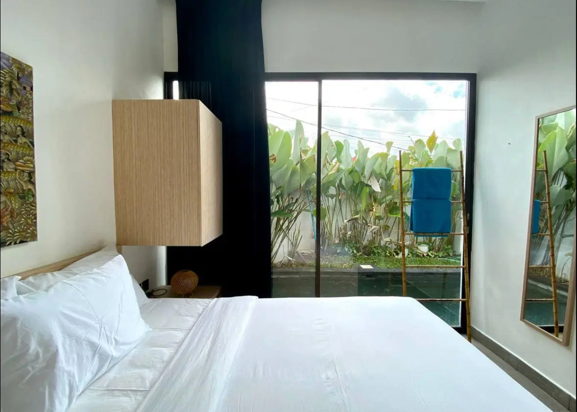 Villa Warm - 2 Bedroom Villa in Central Location, 5 minutes walk to Nirvana gym, 2-bed villa for rent in Canggu – photo 5 of 15