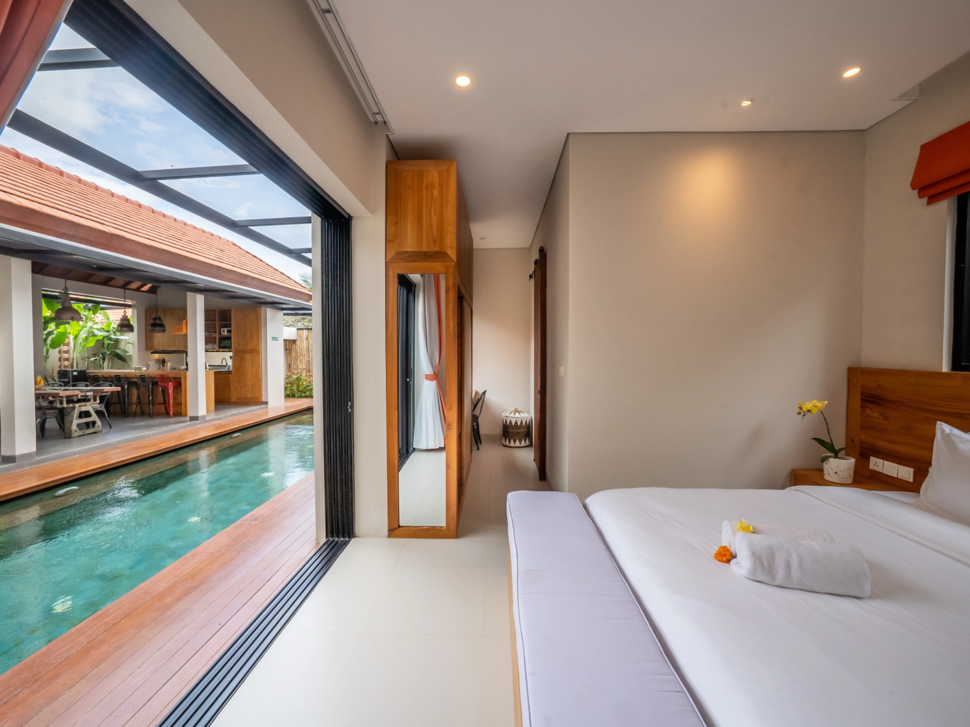 Eco-Luxury 4BR Oasis in Mas Ubud: Steps to Padel & Water Purifier, 4-bed villa for rent in Ubud – photo 5 of 15