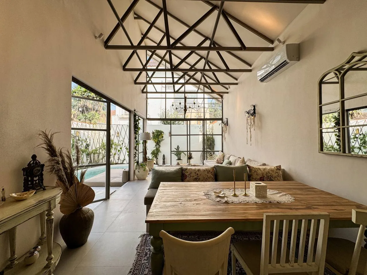 Park 97 - Sunlit Bohemian Villa with Private Pool in Canggu, 2-bed villa for rent in Canggu – photo 13 of 15