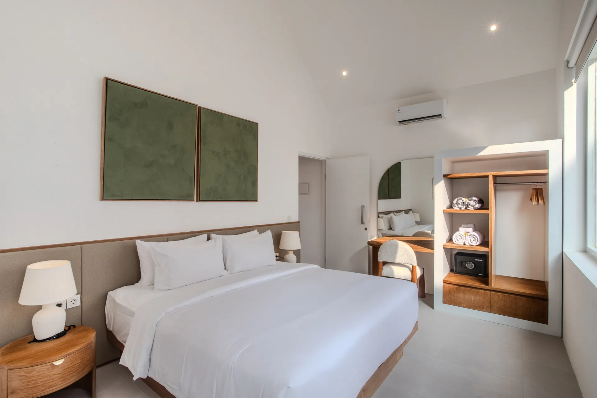 Modern 2 Bedrooms Villa in Cemagi, 2-bed villa for rent in Seseh – photo 4 of 15