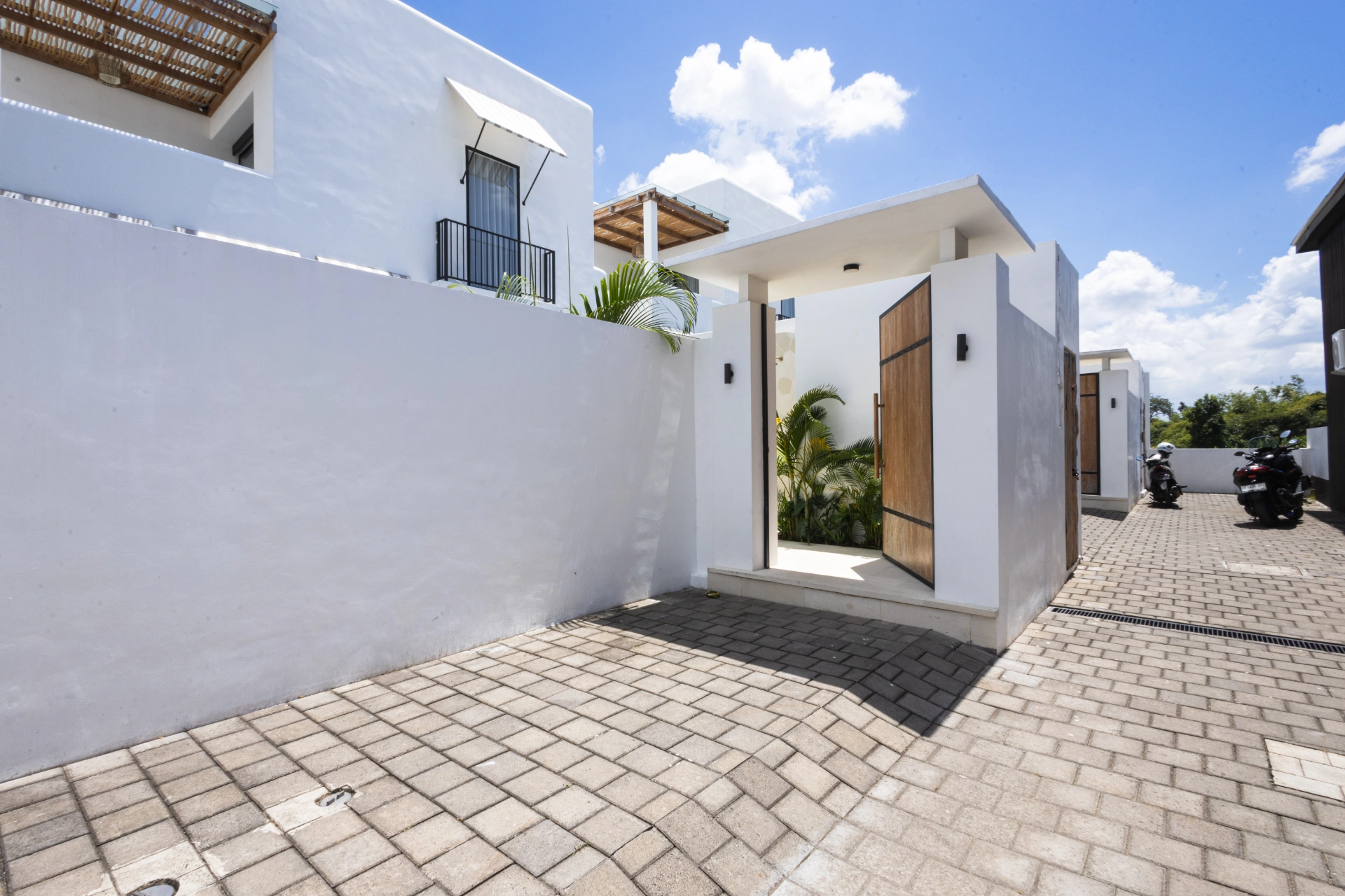 LHBEC-015 R - 1BR Brand New Villa – Babakan, Canggu | 150 SQM Land Size, 1-bed villa for rent in Canggu – photo 3 of 7